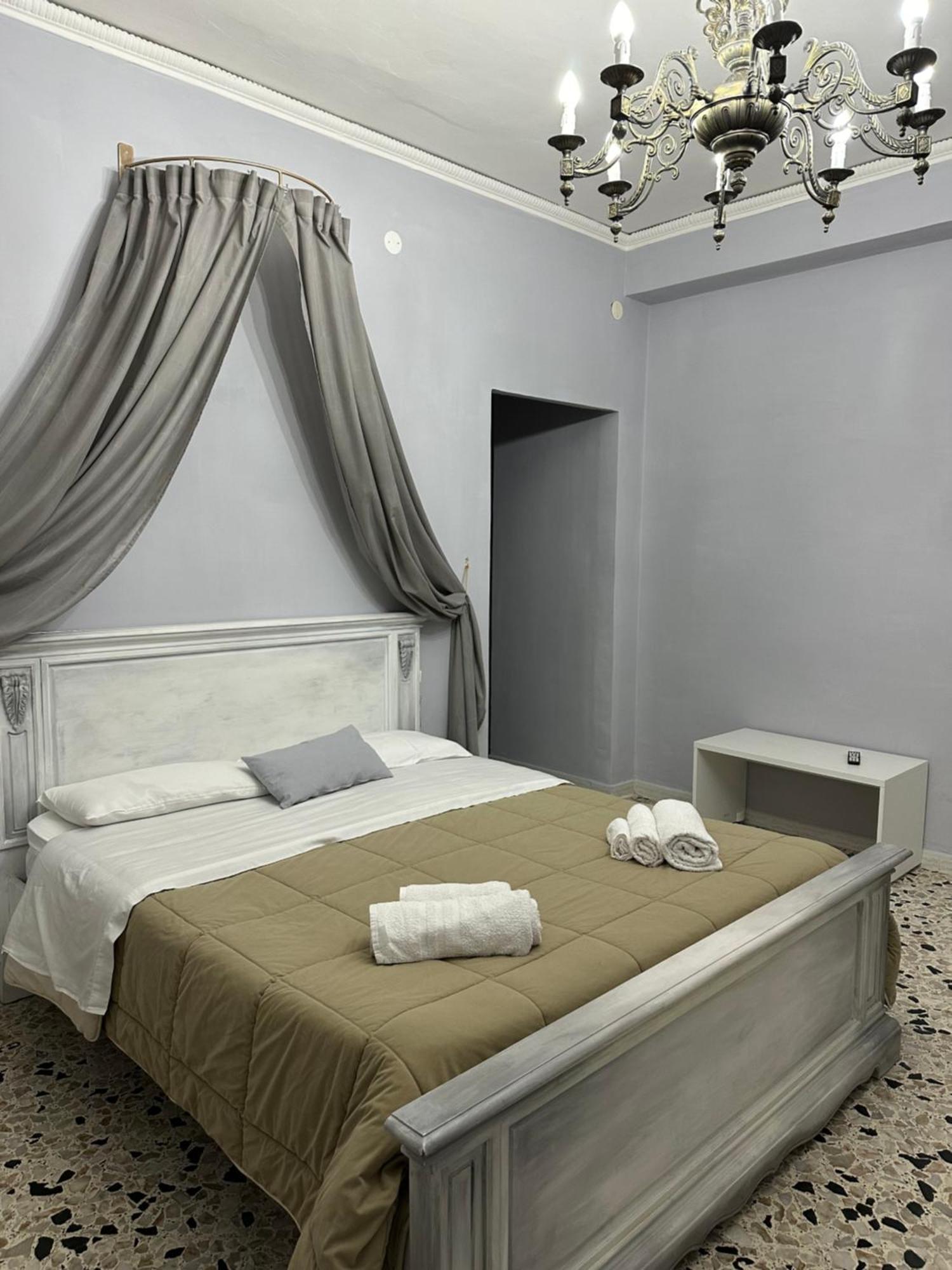 Le Reve Apartment Кастелламмаре-ди-Стабия Экстерьер фото